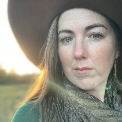 Clarice | PNW Travel Blogger profile