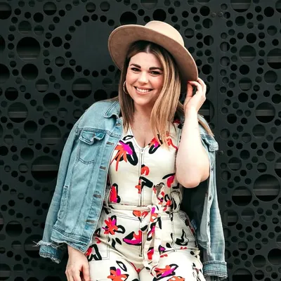 Courtney Sjoberg (Davini) profile
