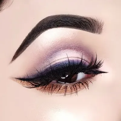 The Curated Beauty profile