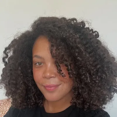 Thecurlyj profile