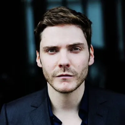 Daniel Bruehl profile