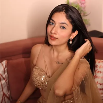 Vanshika Chhabra ๐| Influencer | UGC Creator profile