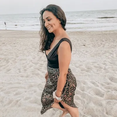 Erika | the dimple design profile