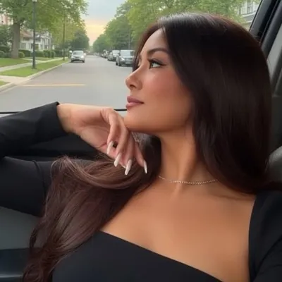 BOBBIE SANCHEZ profile