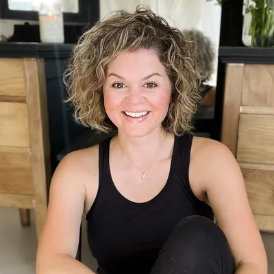 Lori Littleton profile
