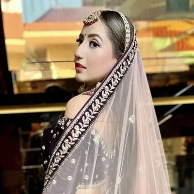 SURBHI GUPTA profile