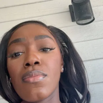 thefunnybombshell