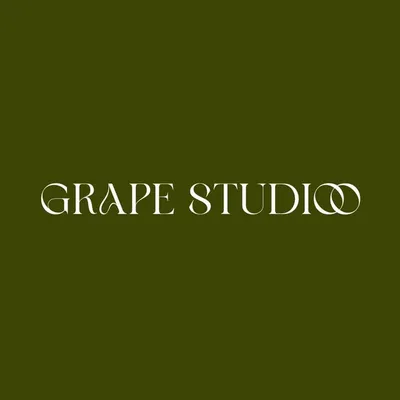 Wedding & Family Photographer profile
