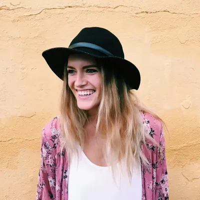 Mackenzie✨ profile