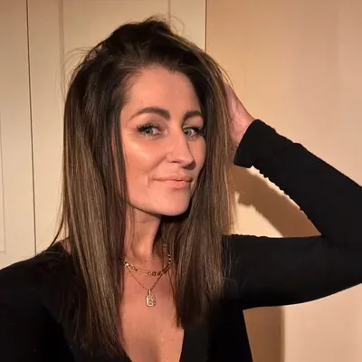 Louise Clark profile