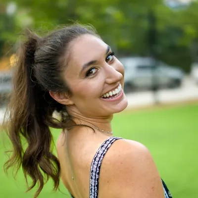 Hunter Elyse profile