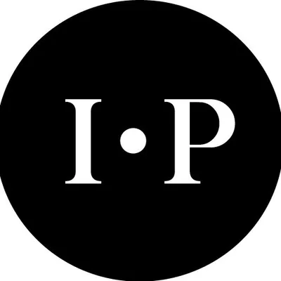 The Independent Photographer profile