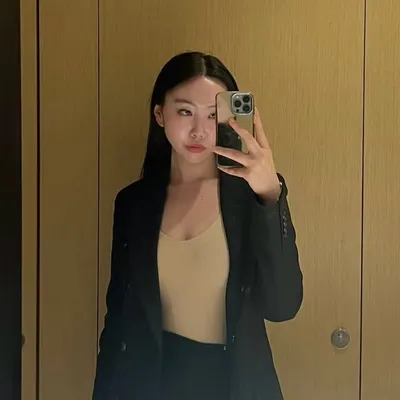 Iris Duan profile