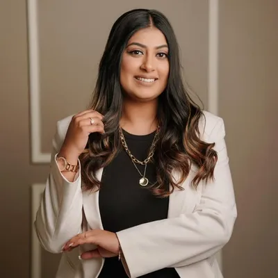 Harshita Mahajan Makeup Artist profile