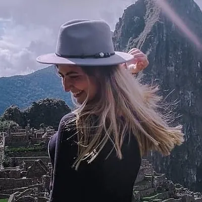 Asdghik✈️The Jetsetter Diaries profile