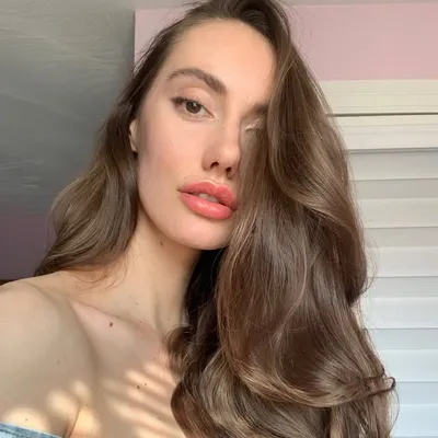 Karina Smith profile