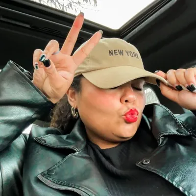 KAT | fashion & fitness profile