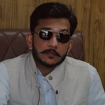Latesh Garg profile