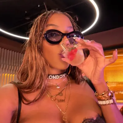 London Hughes profile