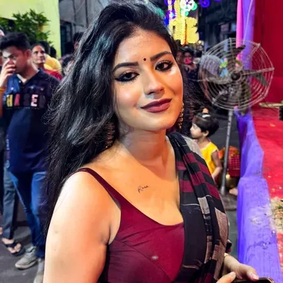Lahari Bose ๐ฆ