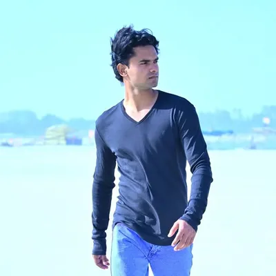 Manish Bhardwaj profile