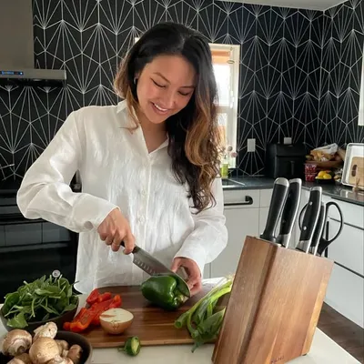 Casey | The Mindful Hapa profile