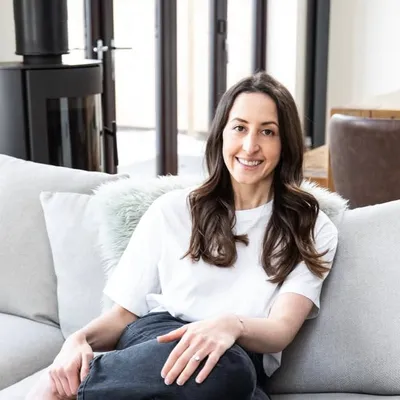 Dr Sarah Vohra profile