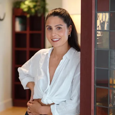 Kaitlin Colucci | Gut Health Dietitian & Yoga Teacher profile