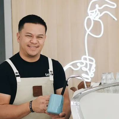 Adrian Duquilla profile