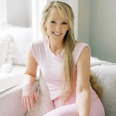 Eryn Carroll | natural minded not natural only profile