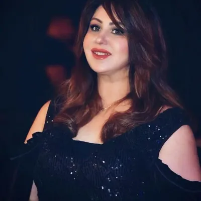 Poonawala Nisrin profile