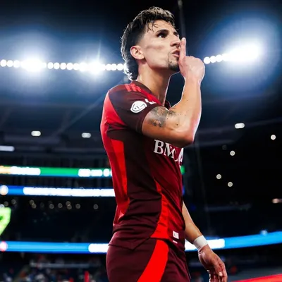 Theo Corbeanu profile