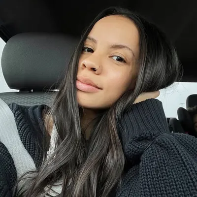 Olivia Michelle profile