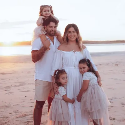 Ashleigh Vella - Melbourne Mum + Content Creator profile