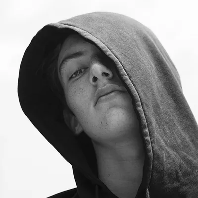 Theo Urtubey profile