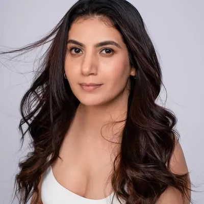 Poorti Arya profile
