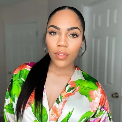 DeAnna Bobbi - DMV Mom Blogger