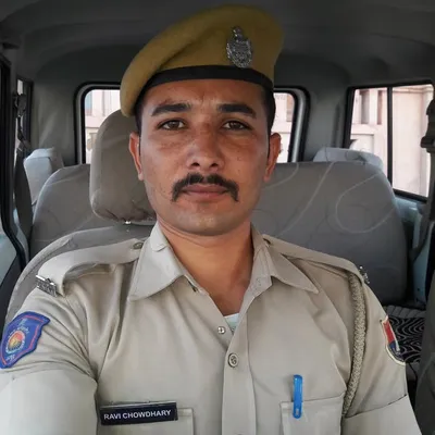 Ravi Chowdhary profile