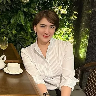 Ara Mina Almarinez profile