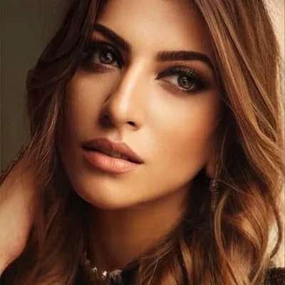 Farah Lakhani profile