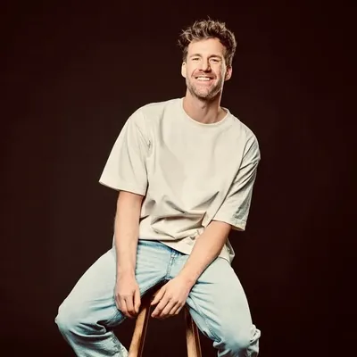 Luke Mockridge profile