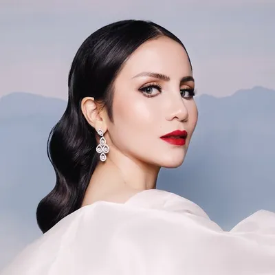 Narova Morina profile