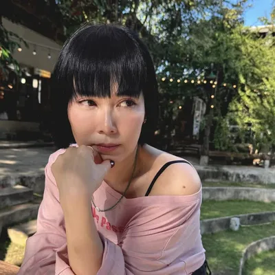Yoon 吳家家 profile
