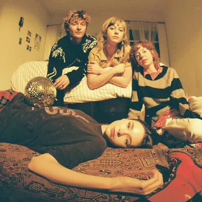 The Regrettes profile