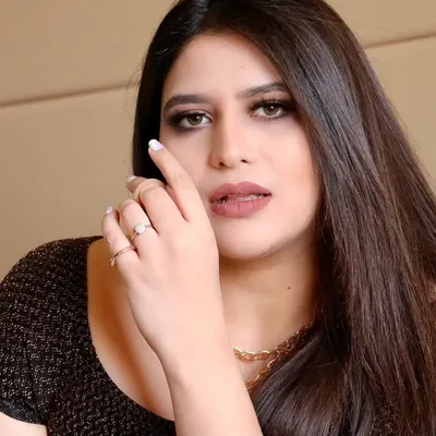 Saniya Jeswani profile