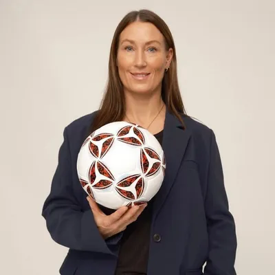 Theresa Eslund #8 profile