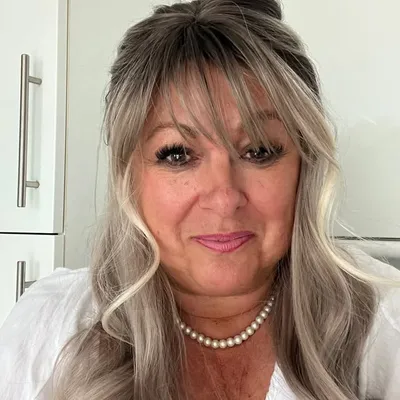 Therese Ryan profile