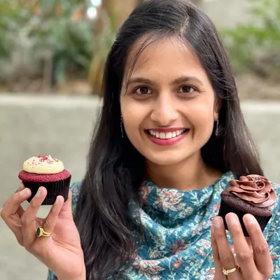 Isha Khasgiwala | Travel & Food Experiences profile