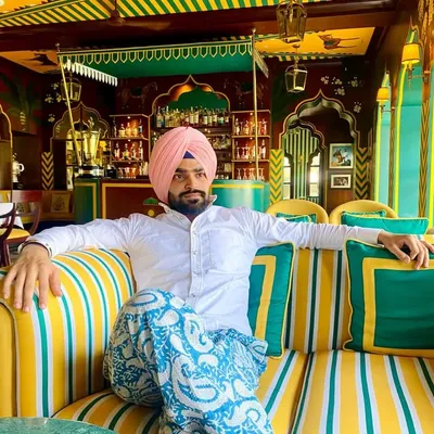 Robinn Sandhu Lifestyle profile