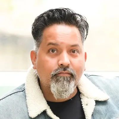 vinod thakur profile